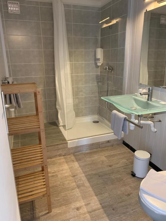 Hotel Le Canetois Eksteriør billede