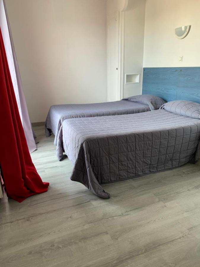Hotel Le Canetois Eksteriør billede