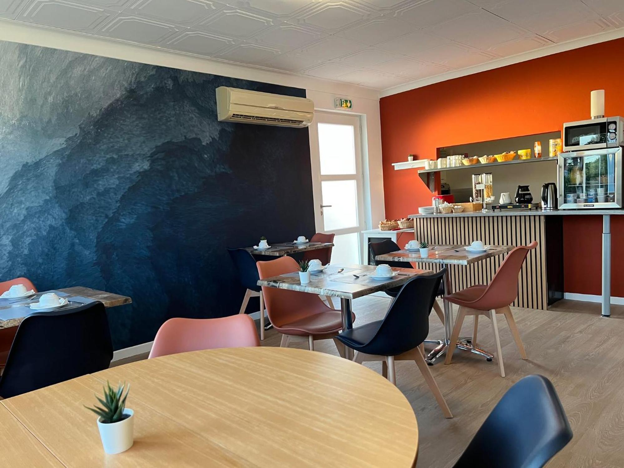 Hotel Le Canetois Eksteriør billede